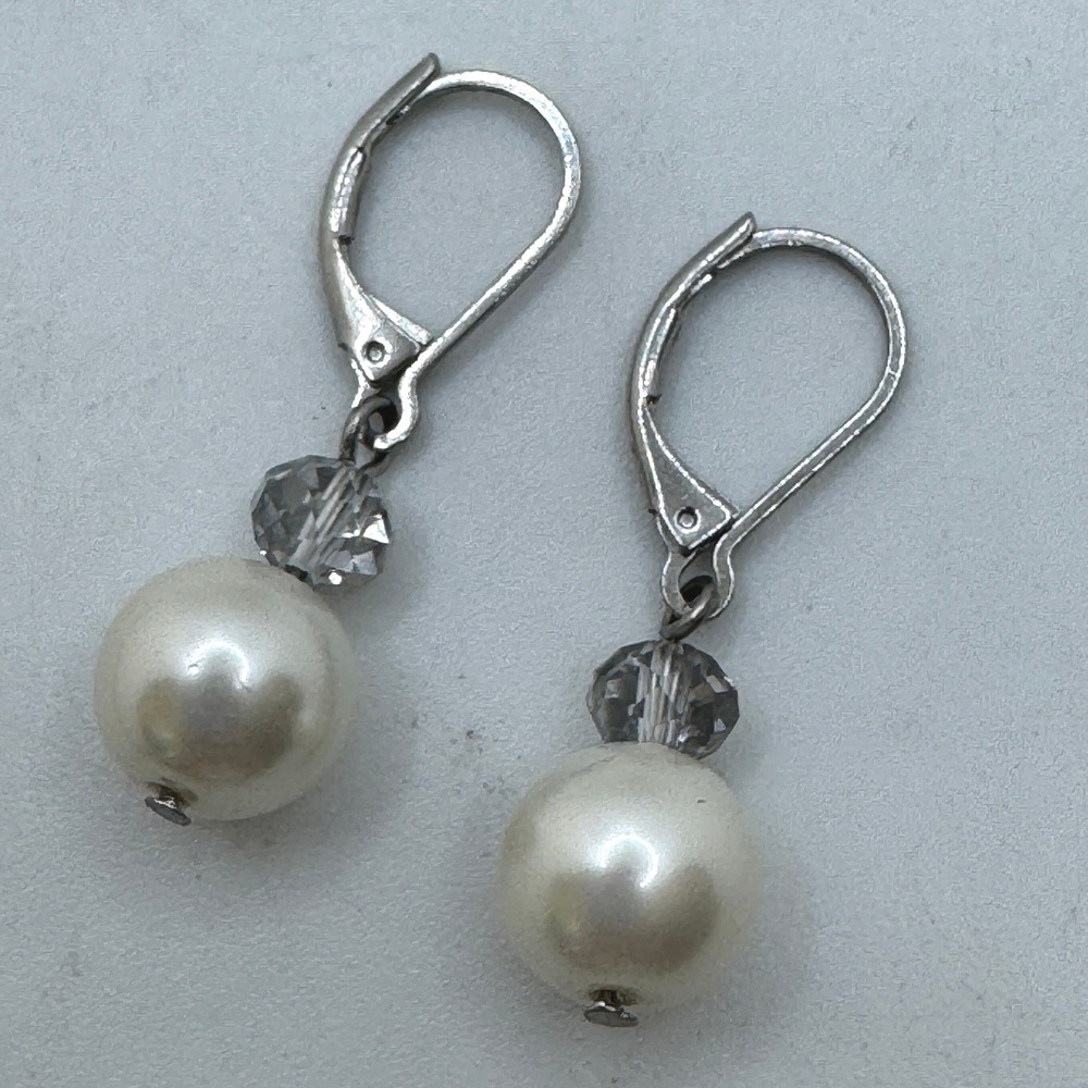 Faux Pearl Blue Crystal Leverback Drop Earrings Silver Tone Classic Pearlcore